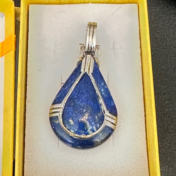950 Mexican Sterling Silver. Lapis lazuli pendant enhancer bail. Genuine stone. - Picture 15 of 15